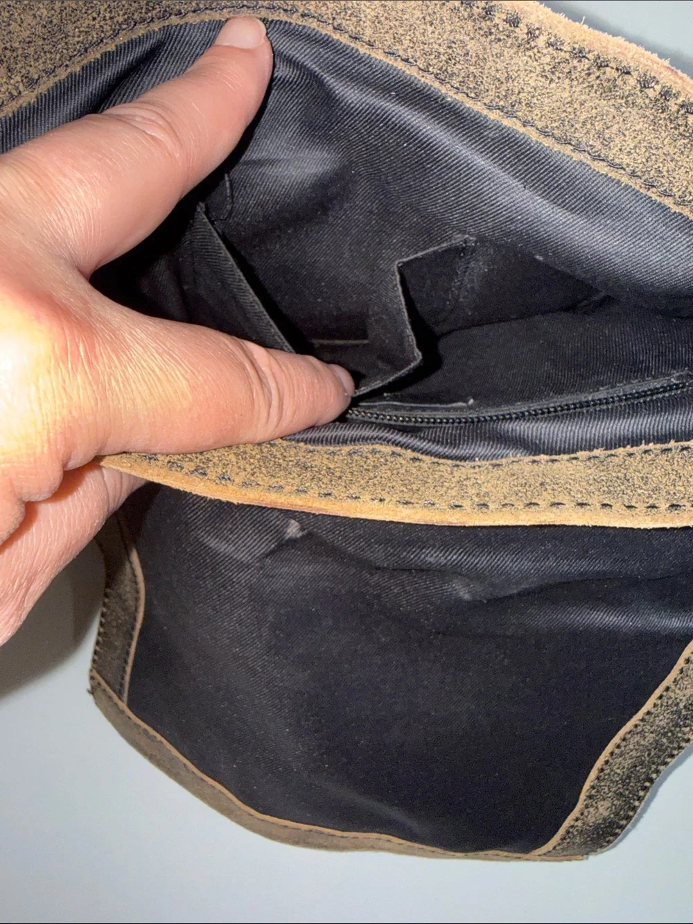 Wilsons Leather Vintage Brown and Black Men's Messenger Crossbody Bag